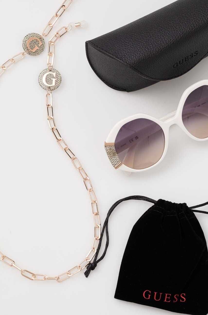 GUESS – Дамски слънчеви очила с верижка "CREAM & GOLD" нови с кутия