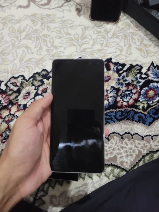 Samsung galaxy S21 plus