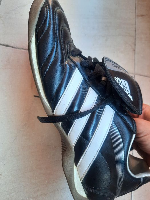 Обувки за футбол Adidas