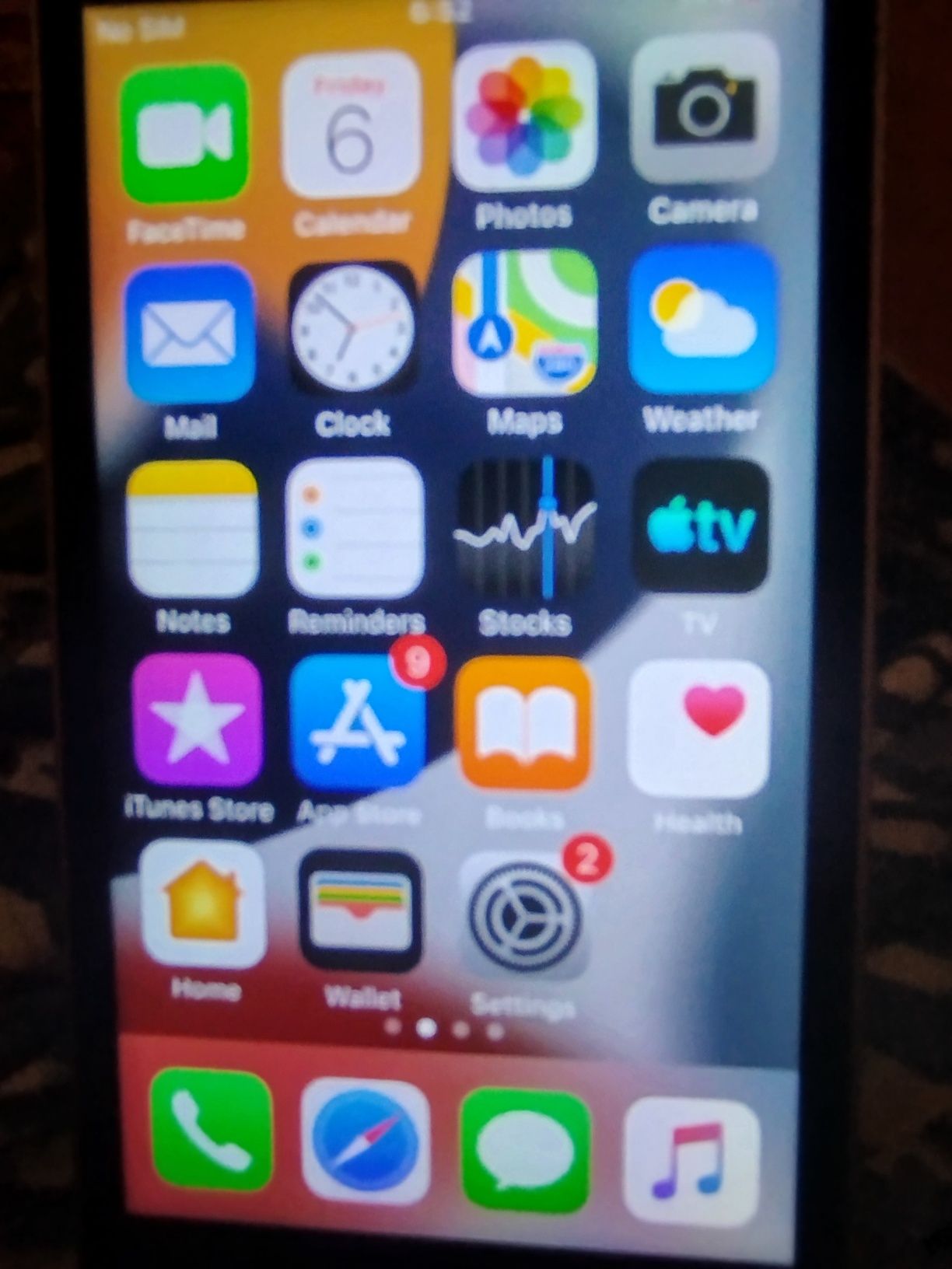Продавам айфон 5s 64gb