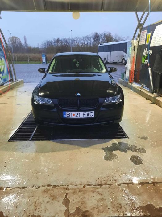 Vând bmw e90 2.0D