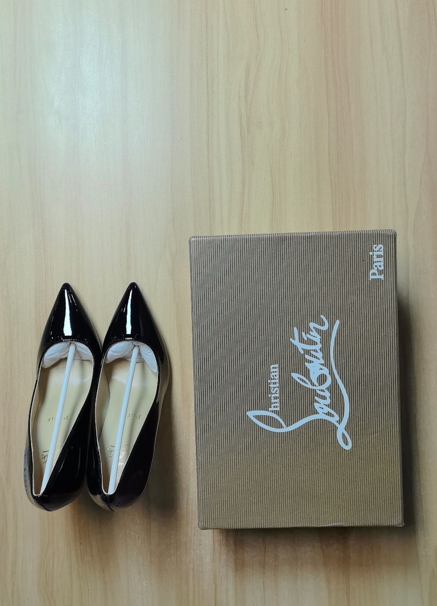Pantofi Louboutin 40