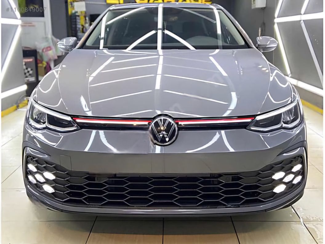 VW Golf 8 GTI пакет предна броня LED дифузьор решетка