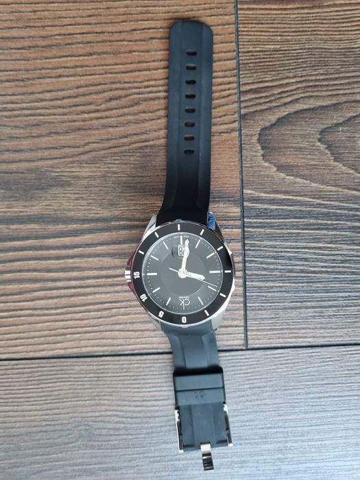 Super oferta Vind ceas Clavin Klein original nou cu data și limbi fosf