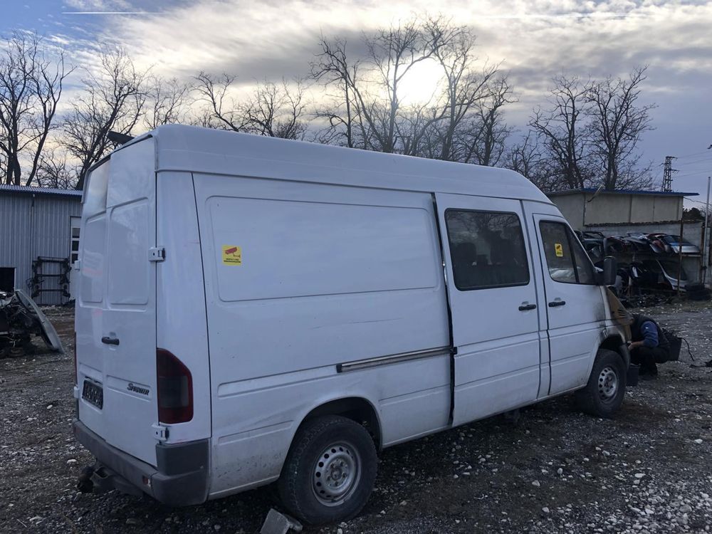 Mercedes Sprinter 2.7 CDI на части