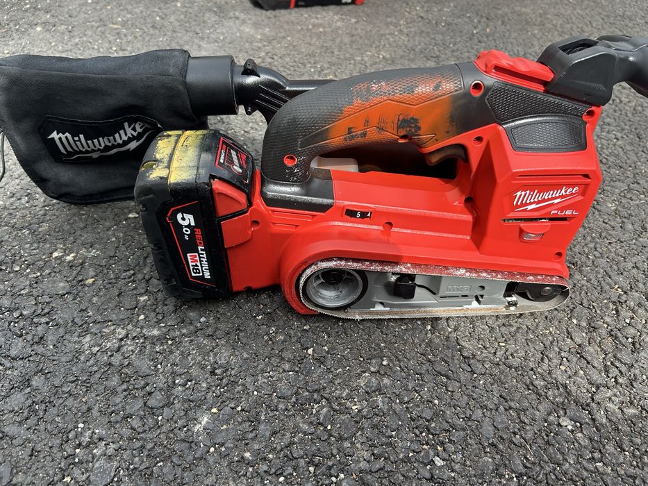 Milwaukee M18 FBTS75 slefuitor cu banda