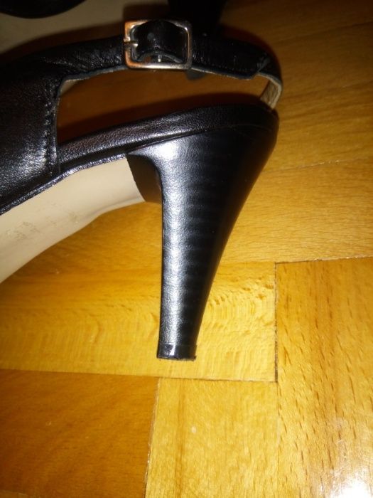 Sandale piele marimea 37