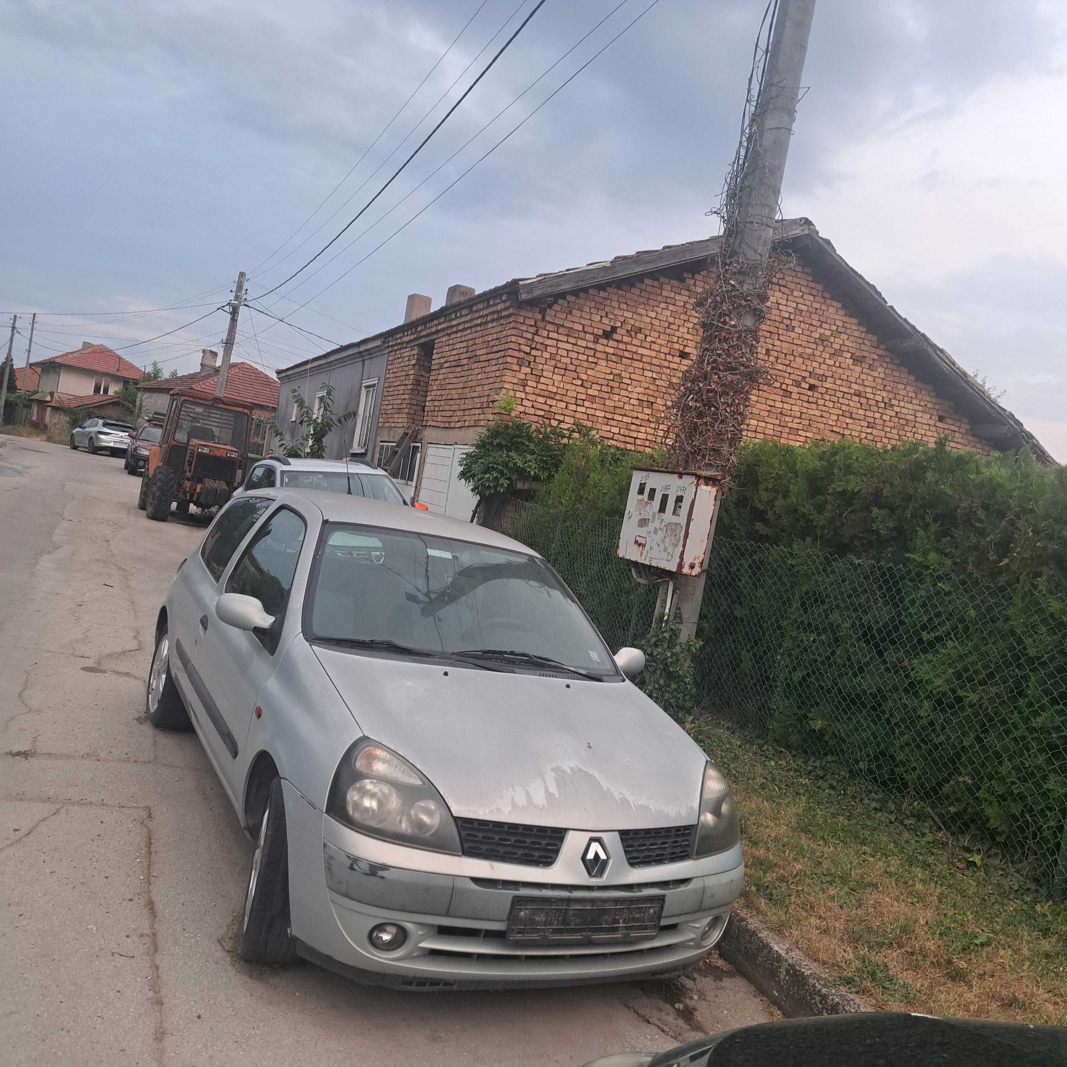 Автомобил РЕНО КЛИО