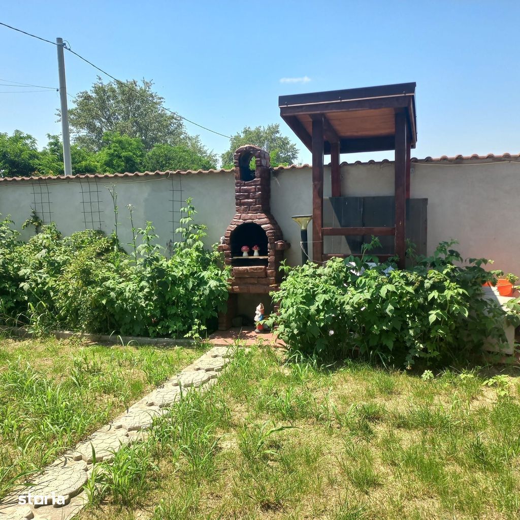 Duplex P+1 cu pivniță, foișor și grădină superbă Măgurele Strada Câmpu