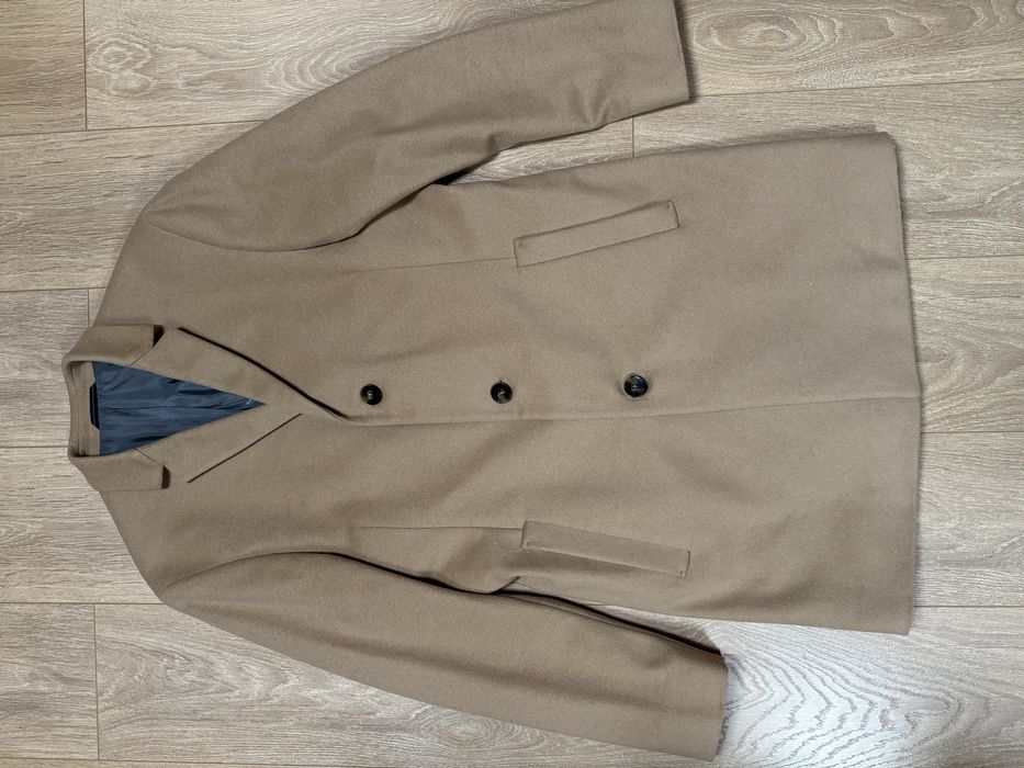 Palton camel Calvin Klein lână (Massimo, Zara, H&M)