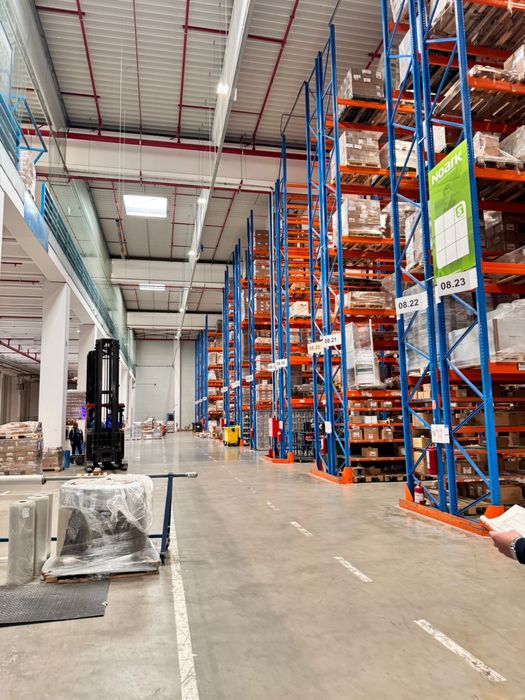 Rafturi metalice pentru paleti