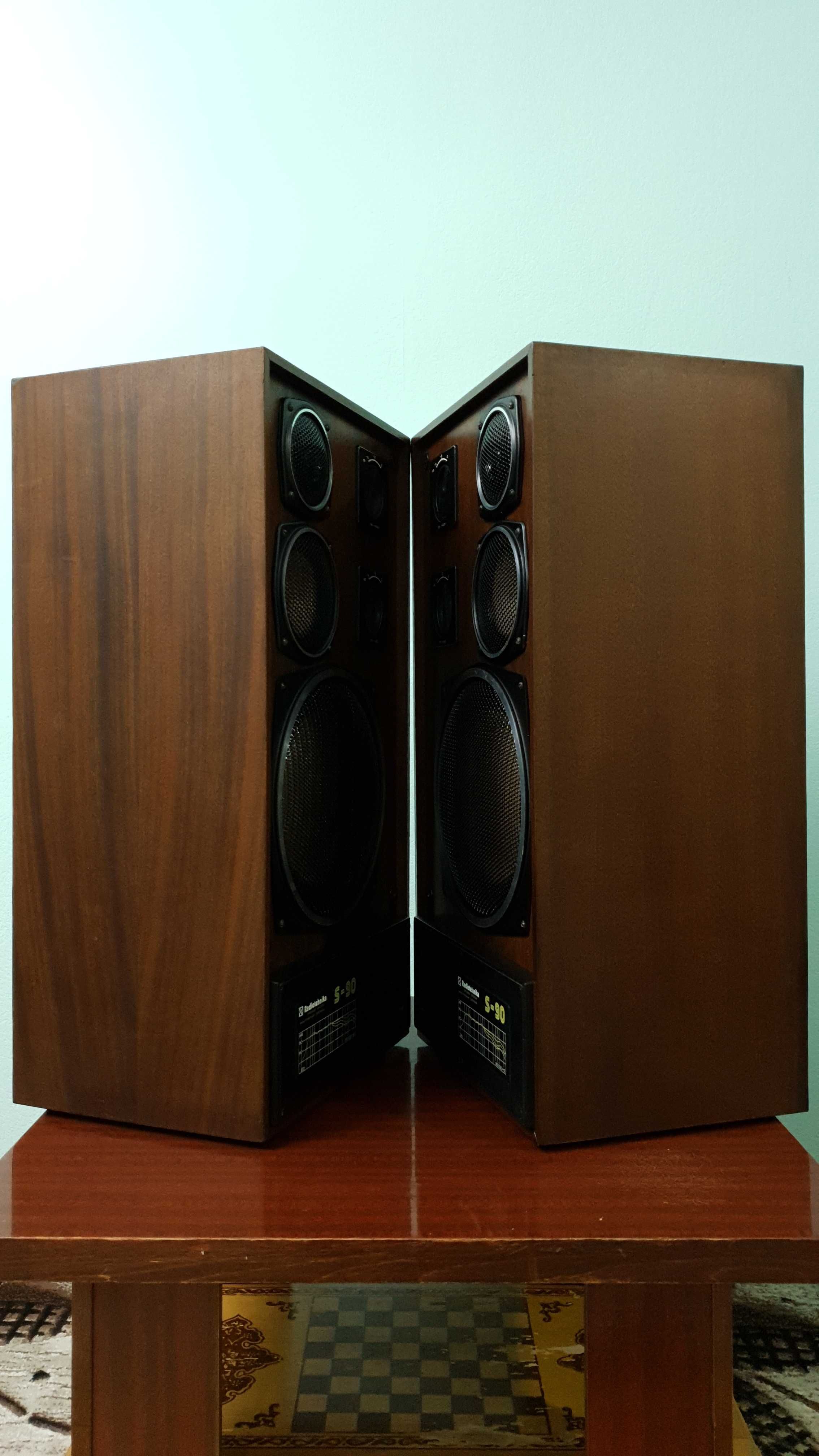 Радиотехника s90 зеркальные.Правая,левая.