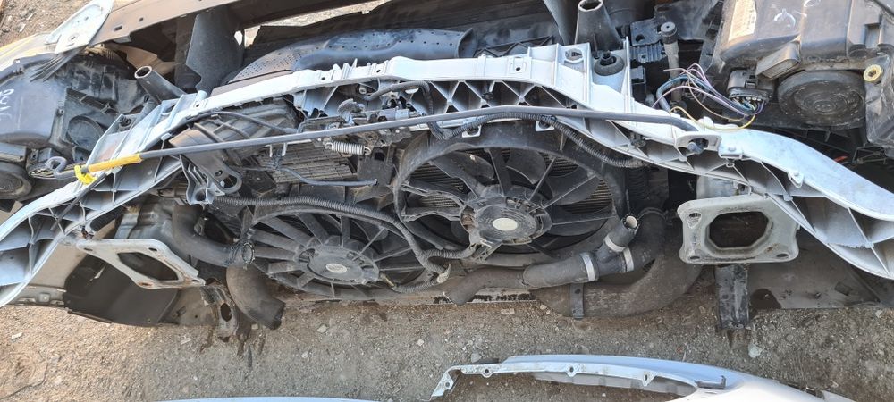 Fata completa Ford Kuga 2 facelift 2016 Capota bara far aripa trager