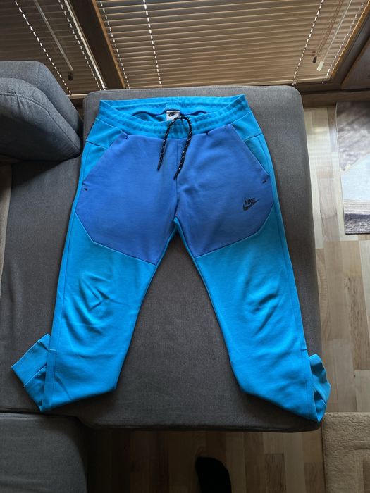 Синя долница Nike tech