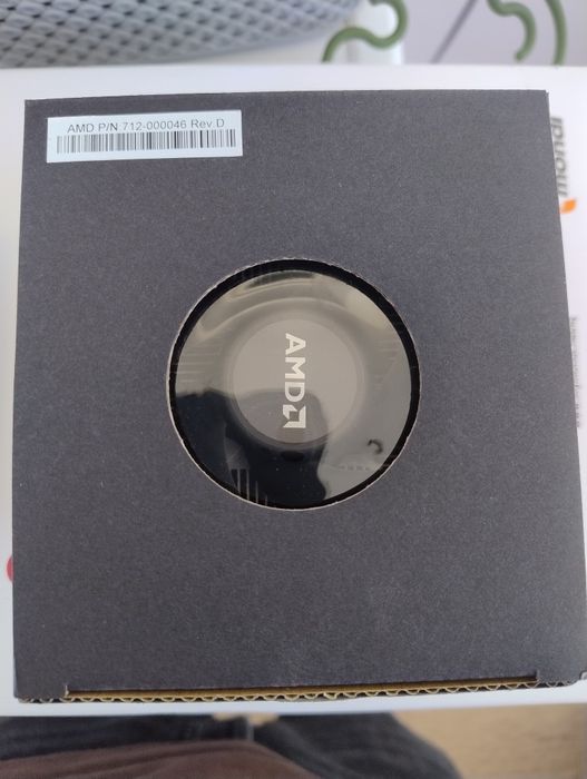 Cooler stock procesor AMD Socket AM4