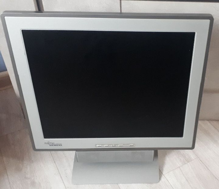 Монитор 17 квадрат