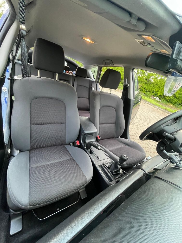 Mazda 3 1.6 MZR Sport Exclusive.