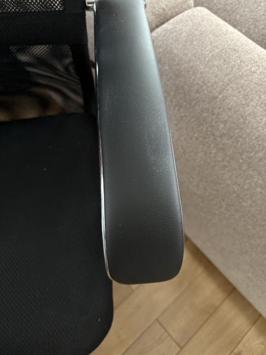 Компьютерный стул