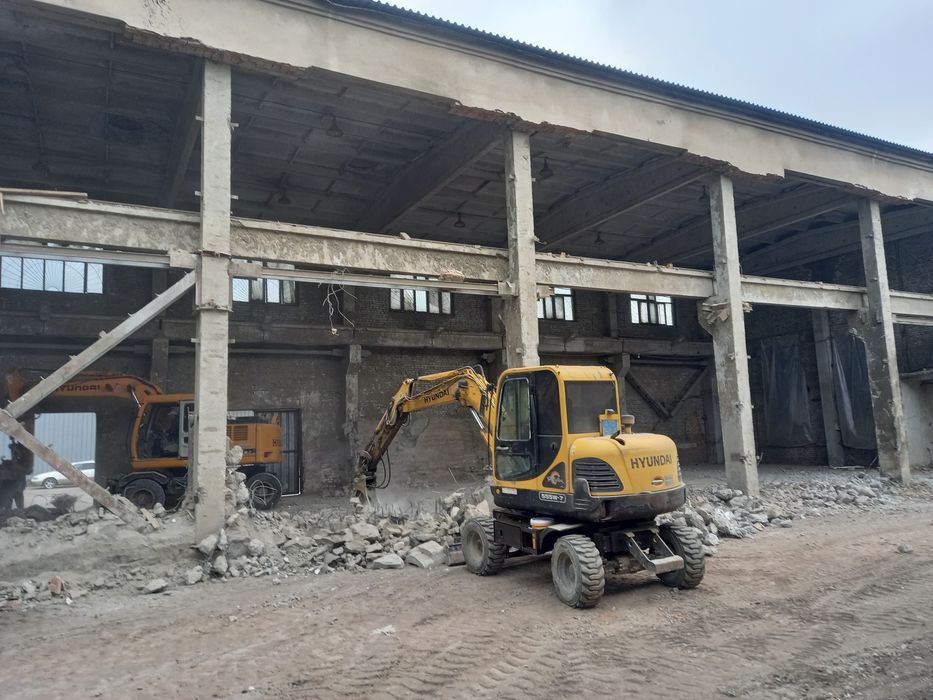 Демонтаж снос здани и домов