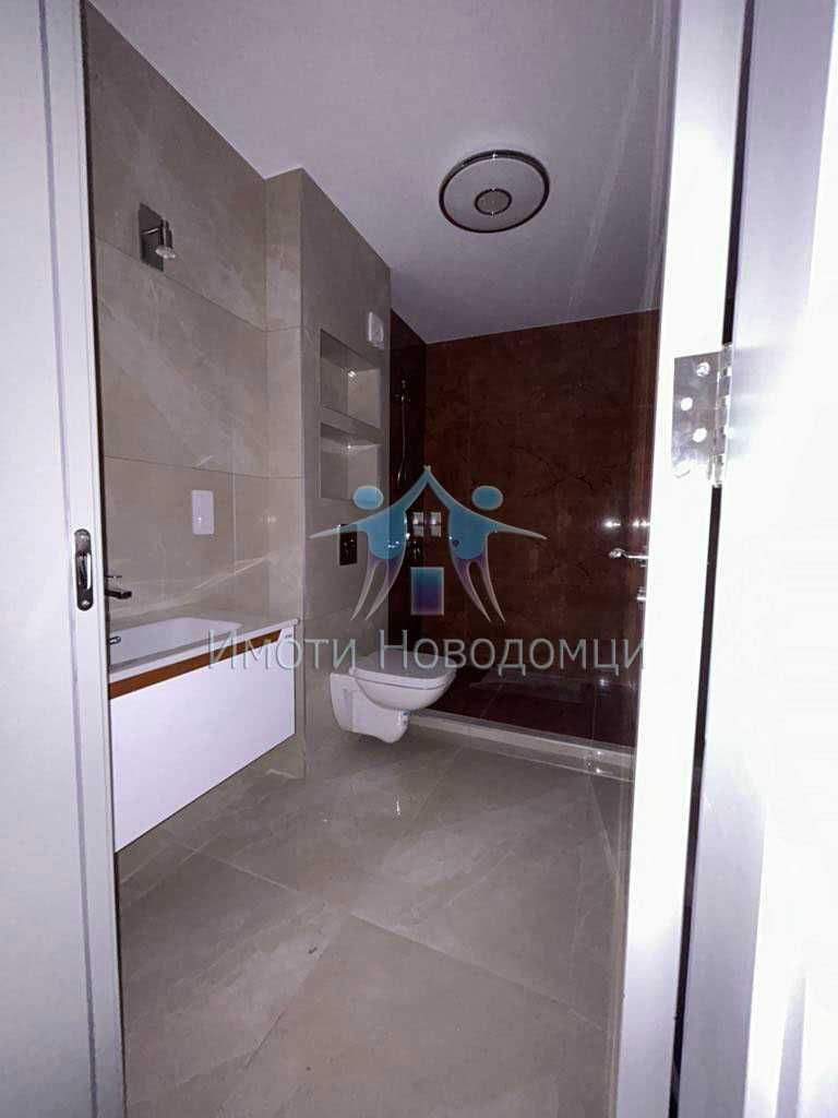 Продава се Тристаен апартамент в Шумен, Пазара - 102 кв.м за 1363 €/кв.м - Снимка #4