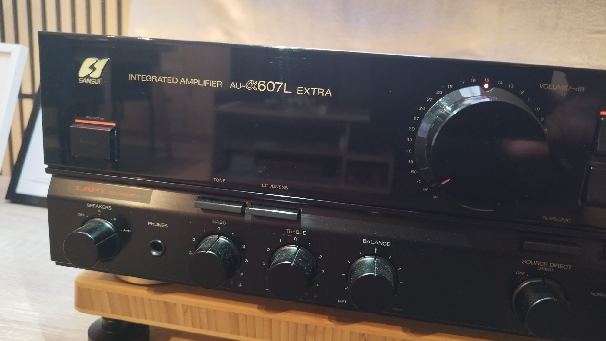 Продавам интегриран усилвател Sansui au alpha 607L Extra.