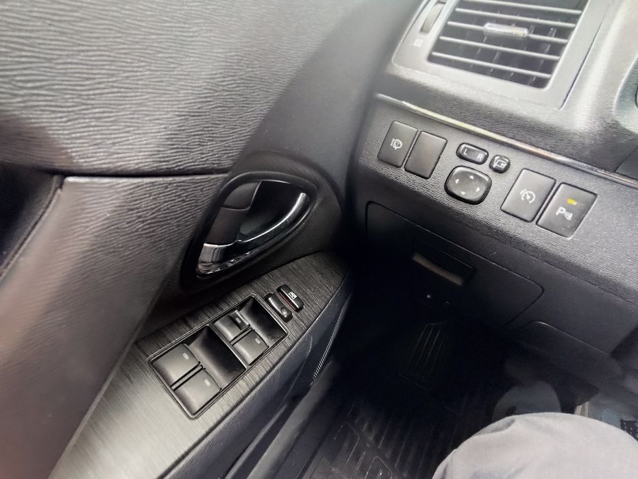 Vind Toyota Avensis T27 177cp model 2009