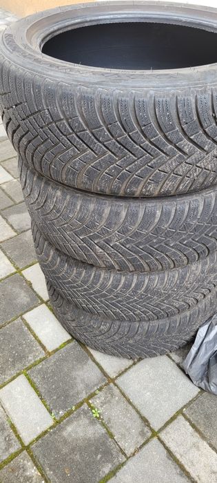 Anvelope Hankook iarna 225/50/r17