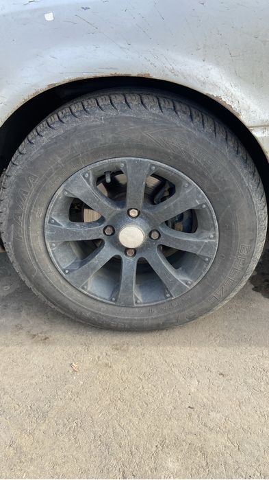 Продам литые диски на ауди 80