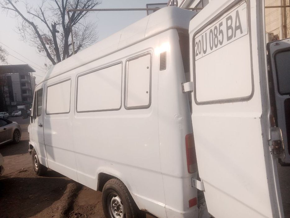 Мерсадесбенс 207