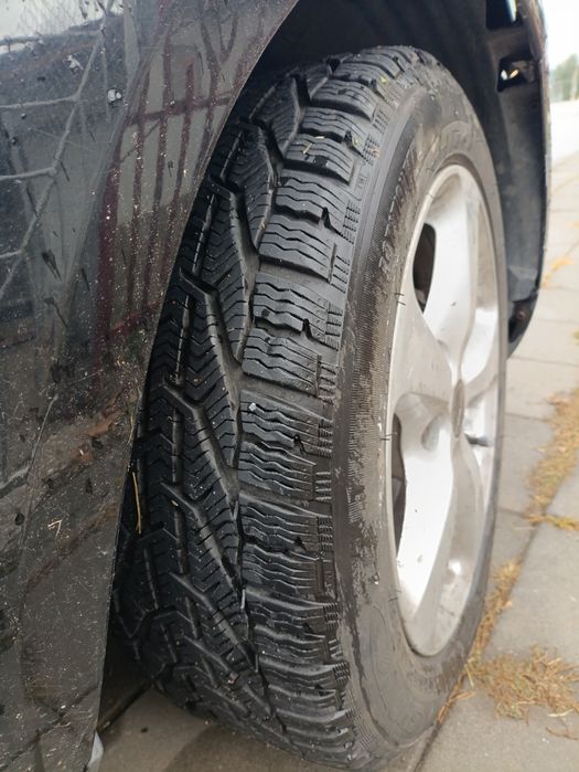 Форд фокус 1.6 90