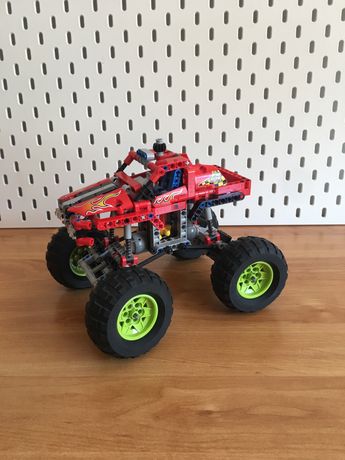 Masinuta Lego Technic Monster truck
