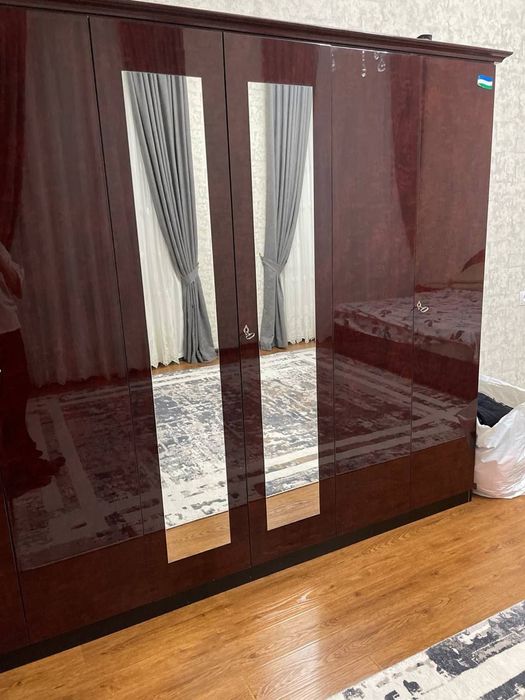 Итальянская спальня мебель высокого качества идеальное состояние