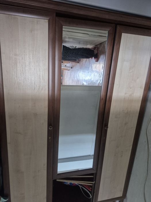 Срочно!!!продам шифоньер б/у