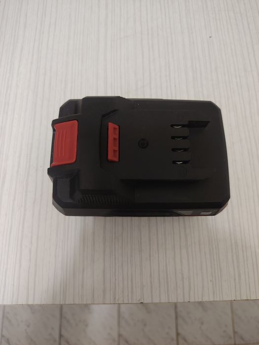 Акумолаторен винтоветрт PARKSIDE+ двойно зарядно и една батерия