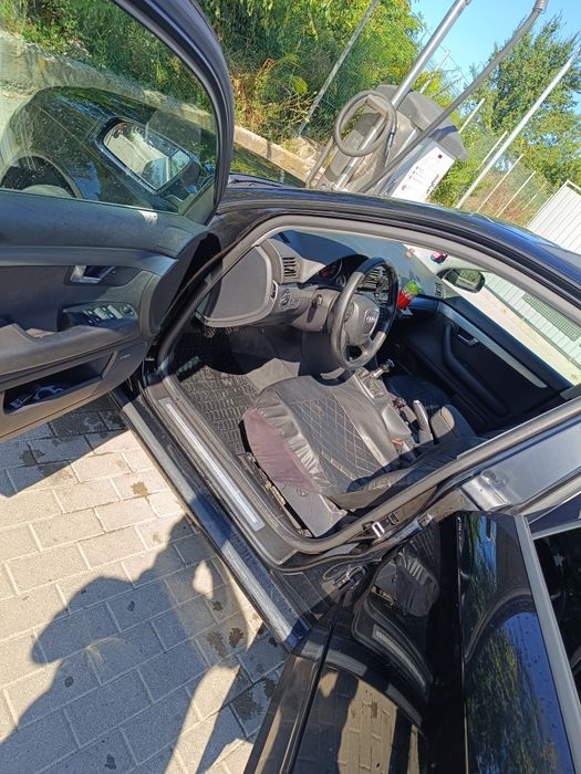 Vând sau schimb Audi A4 B7