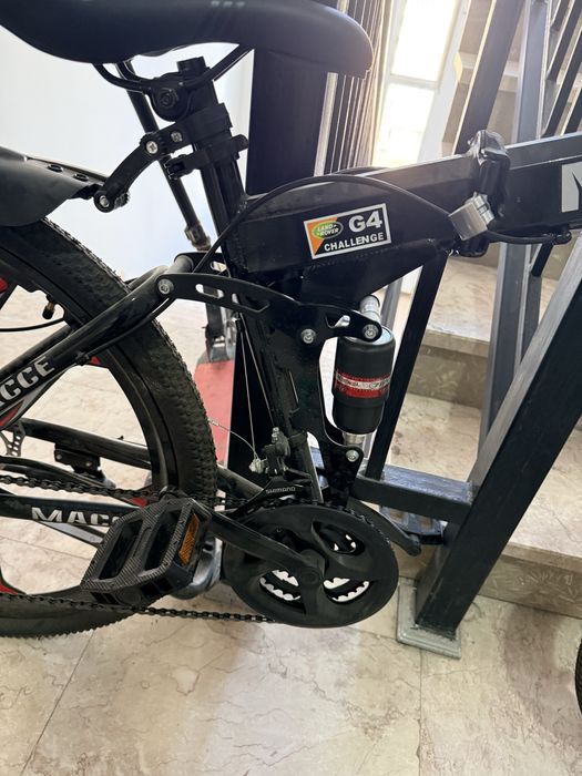 Велосипед в отличном состояний б/у 3,4 разв ездили