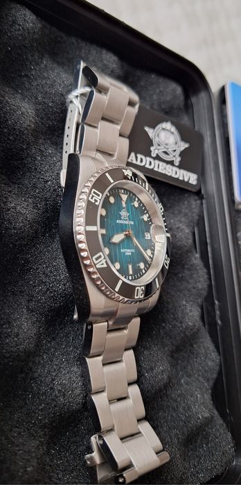 Nou! Ceas automatic, cu Seiko NH35A.