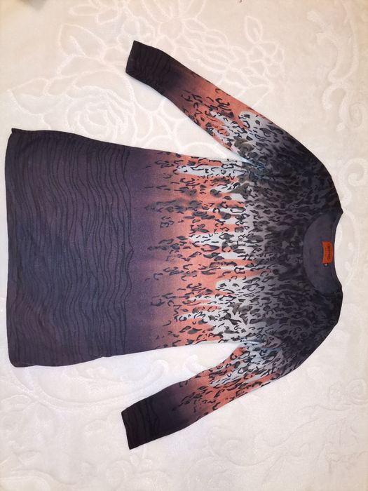 Bluza dama, marimea M, stare foarte buna