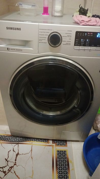 Продам стиральную машину