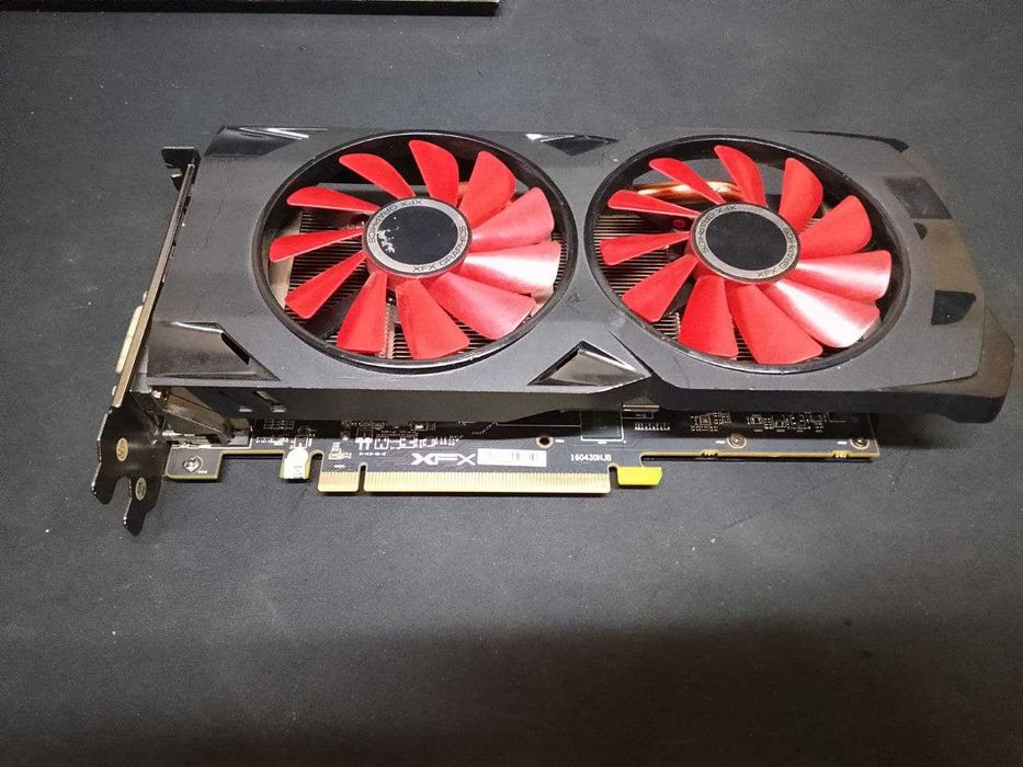 Видеокарта XFX rx 570 4gb GDDR5 (не хуже rx580 gtx1060)