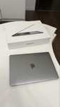 Macbook Pro 13 inch 2020 i5 16GB RAM 512GB stocare