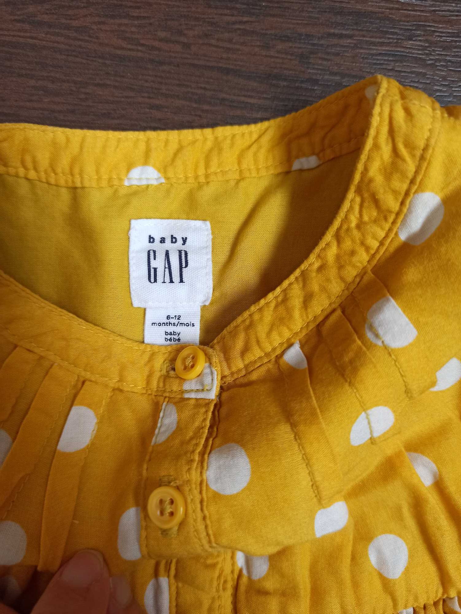 Отлична рокличка GAP за 6-12 м.