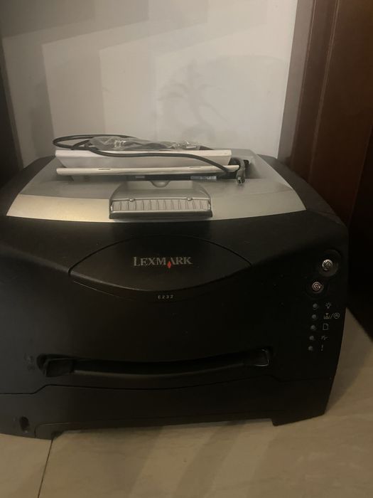 Imprimanta Laser Lexmark E232