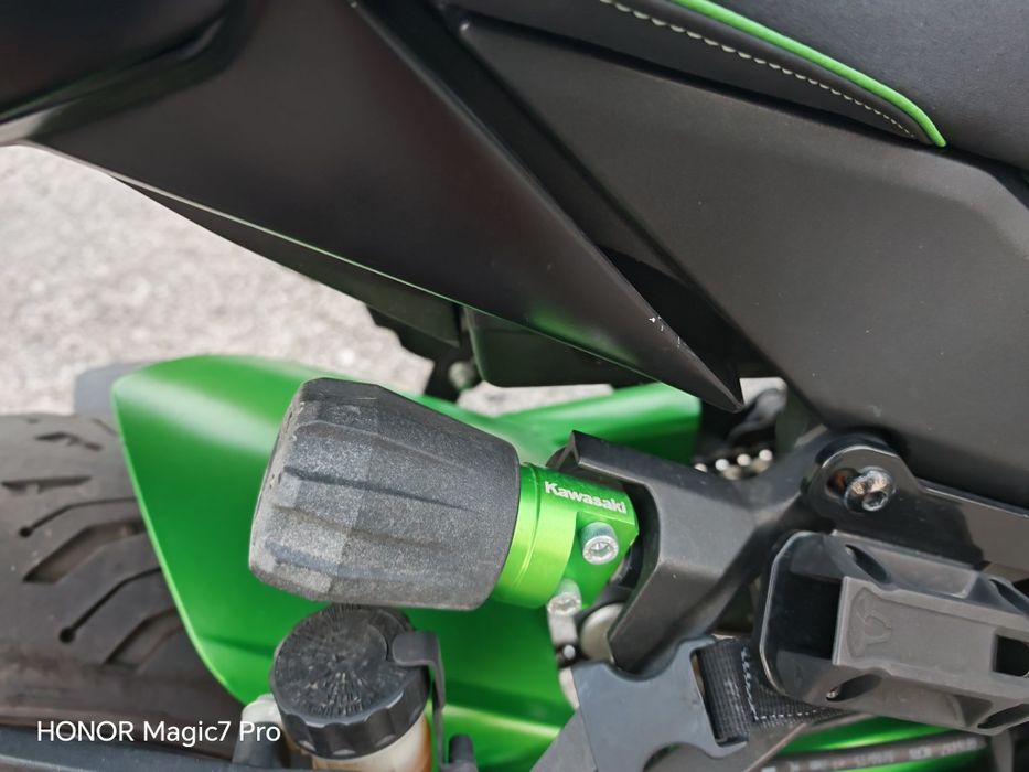 Vând Kawasaki z1000sx KTRC,Akrapovic