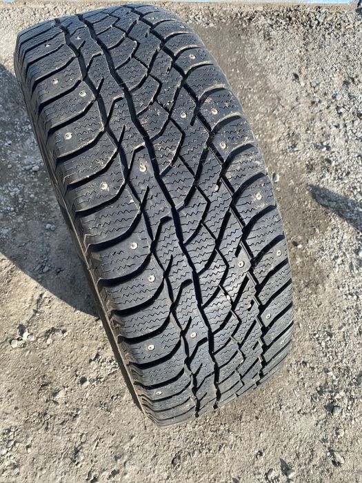 Зимняя резина  235/55 r17
