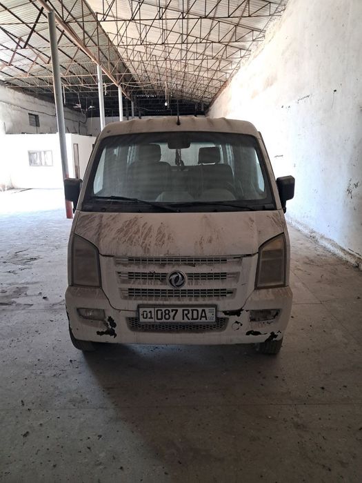Avtomobil DONGFENG