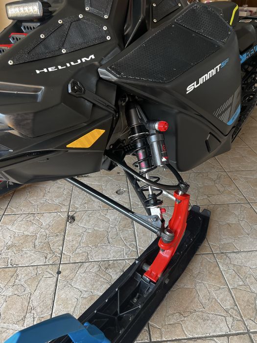 Snowmobil ski doo snowmobile