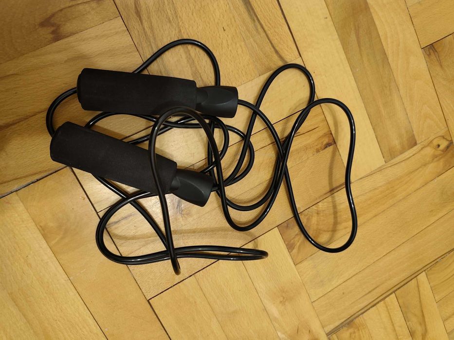 Въже за скачане 220 см.