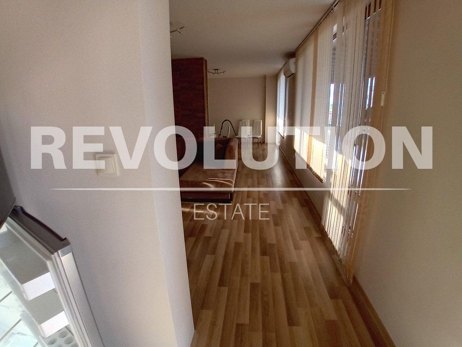 Дава се под наем Тристаен апартамент в Пловдив, Каменица 2 - 180 кв.м за 600 € - Снимка #1