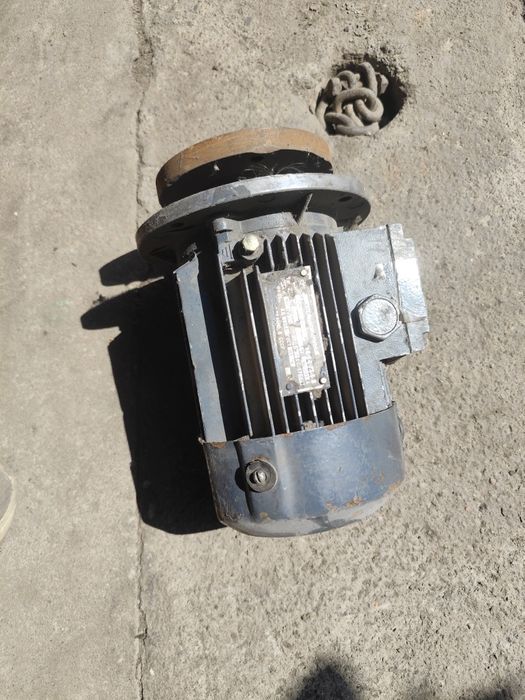 Электро мотор 3000 об мин